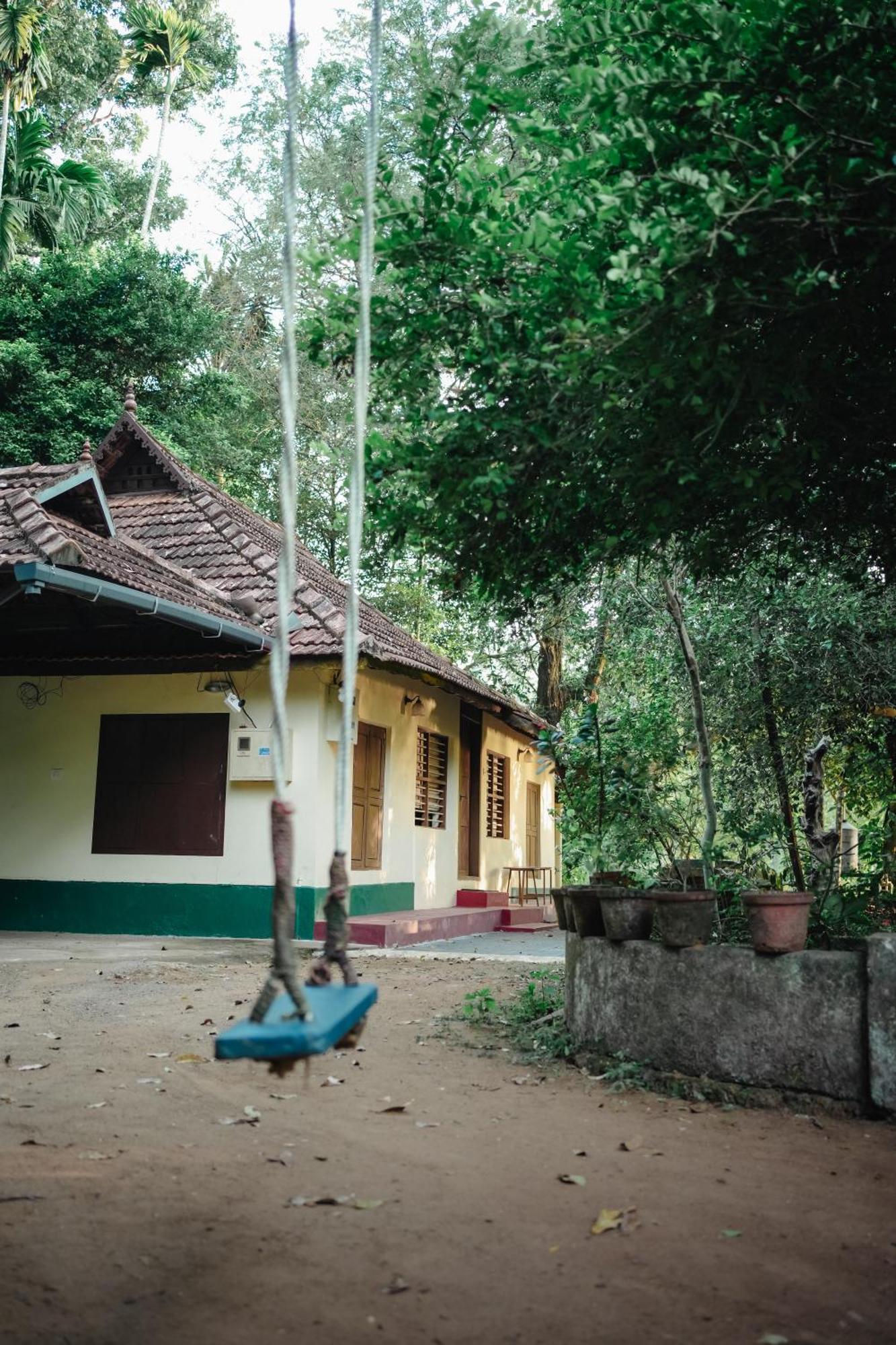 The Mana-Heritage Stay - Chengazhimattam Mana Kottayam Exterior foto