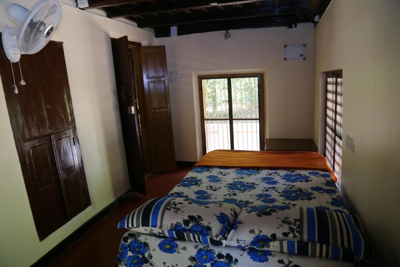 The Mana-Heritage Stay - Chengazhimattam Mana Kottayam Exterior foto